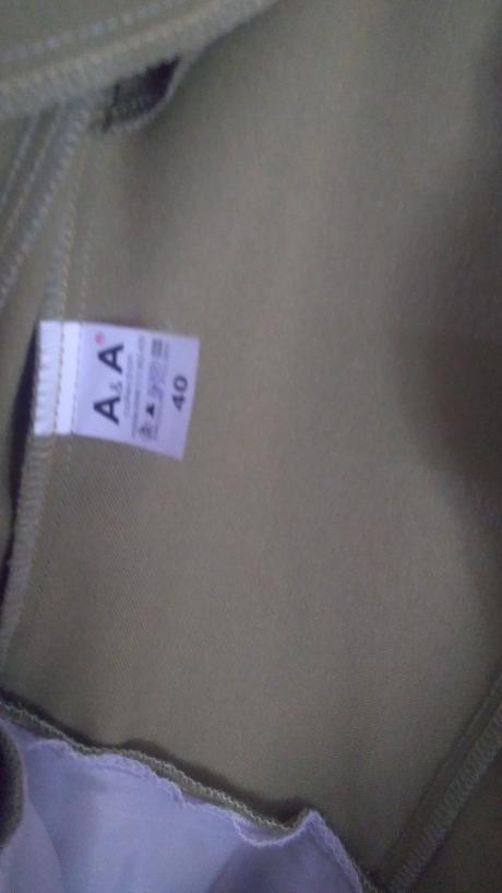 Spoločenské šaty, 40