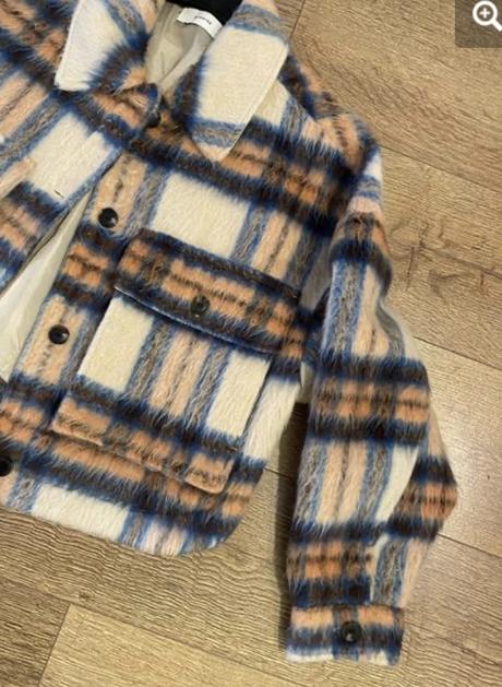 Krásny kabátik, reserved,m