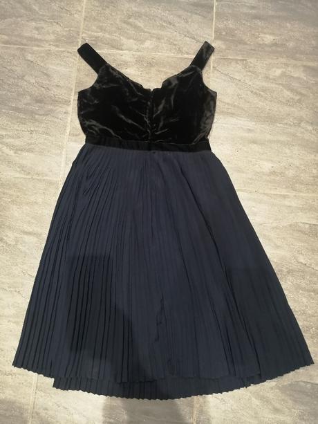 Luxusné zamatové šaty mint&berry v36-38, 36