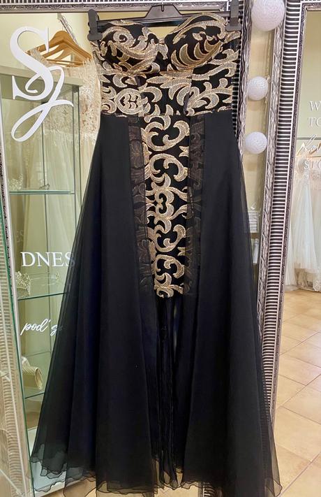 Dámske elegantné šaty, m