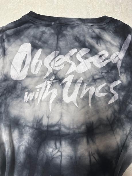 Sivobiele elastické tričko veľ. s,m zn. uncs, s