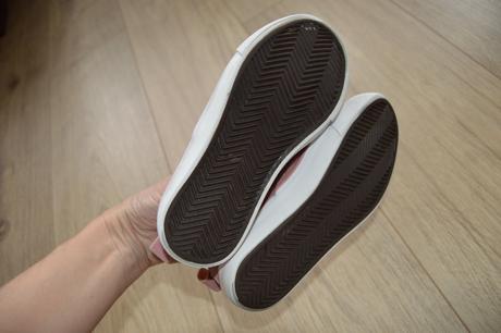 Sliponky, reserved,27