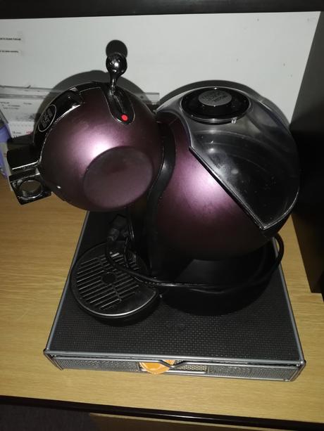 Kávovar nescafe dolce gusto, krups