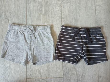 Šortky, f&f,74