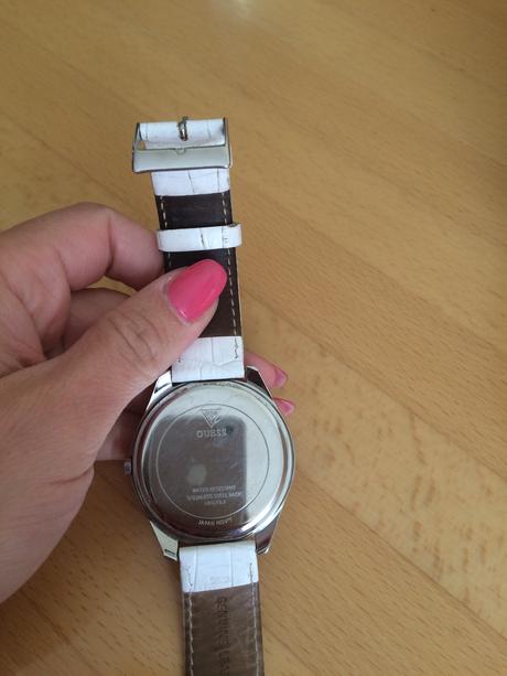 Hodinky guess, guess