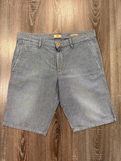 Hugo boss regular fit štylove kratasy xl, hugo boss,xl