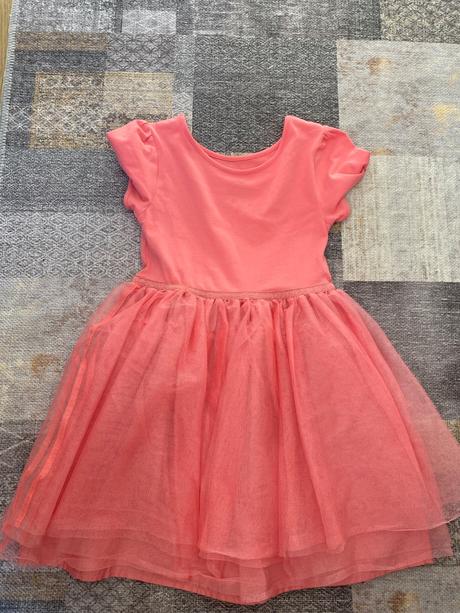 Typové saty, h&m,122