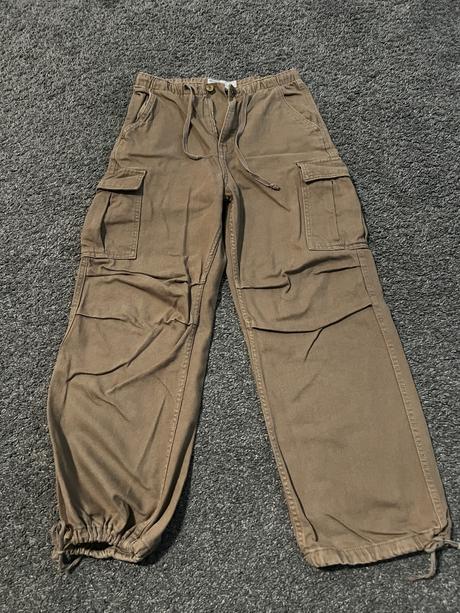 Vojenské padákové džínsy, bershka,xs