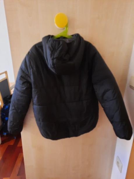 Bunda na zimu obojstranná, c&a,146