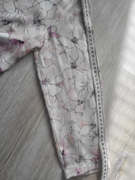 Kvetinková blúzka, 36