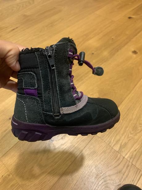 Ecco cizmicky, ecco,23