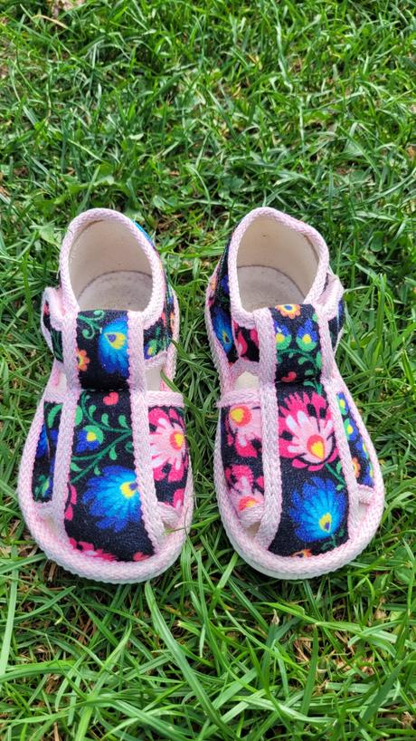 Papucky manik, manik,21