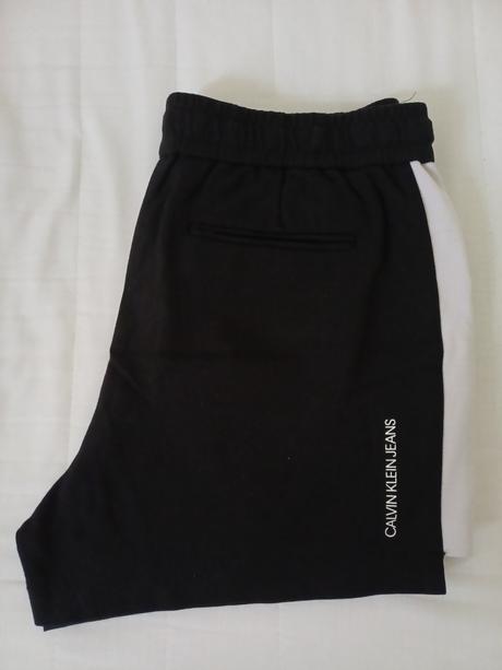 Kratase calvin klein, calvin klein,s