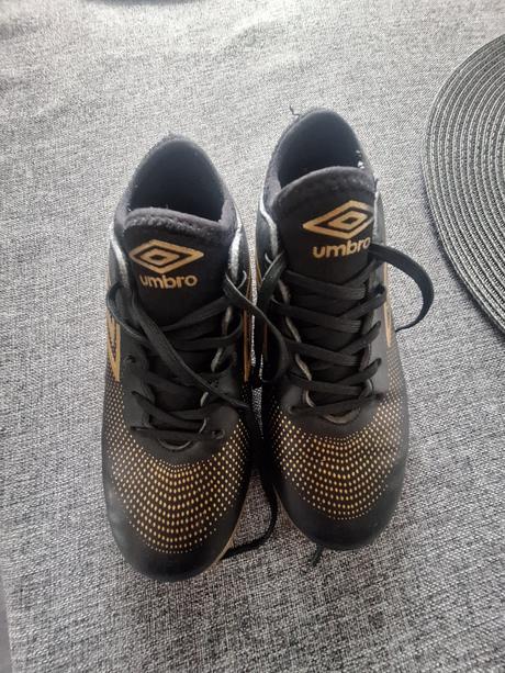 Halovky umbro, umbro,31