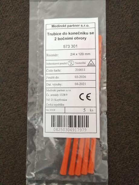 Rektálne rúrky pre bábätko,