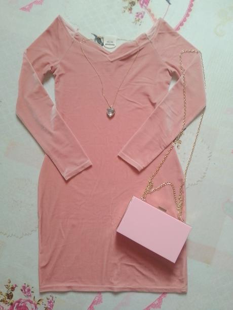 Zamatové šaty, miss selfridge,s