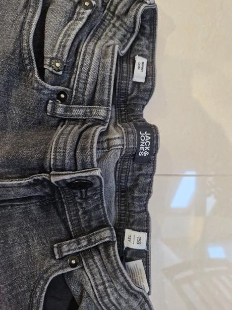 Chlapcenske rifle, 158