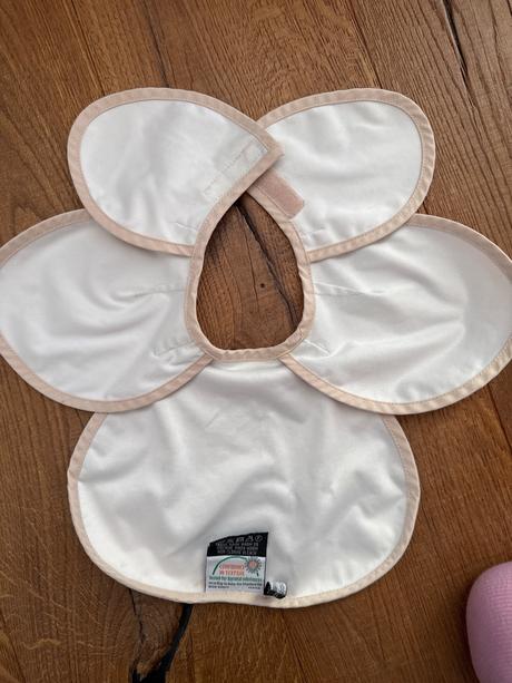 Podbradník, elodie details