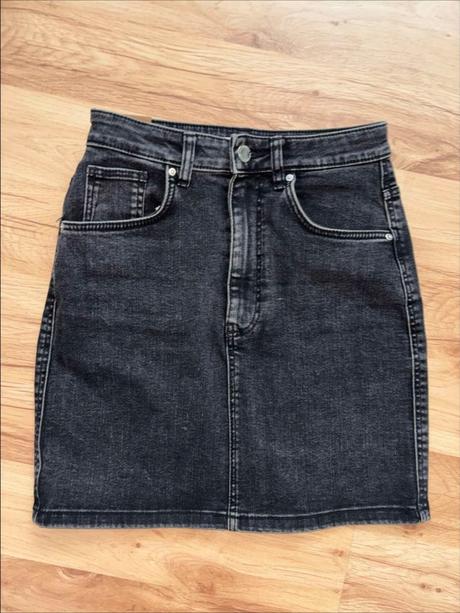 Sukna zara xxs/xs, zara,32 / 34 / xs