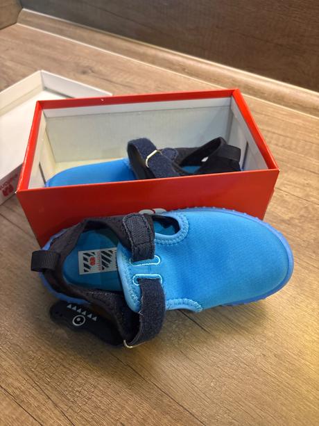 Sandale, elefanten,30