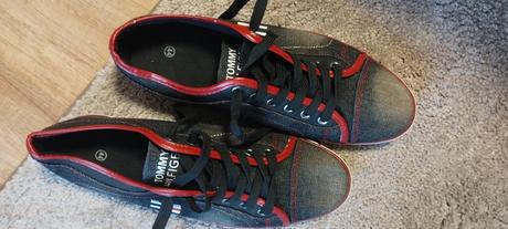 Plátenky, tommy hilfiger,44