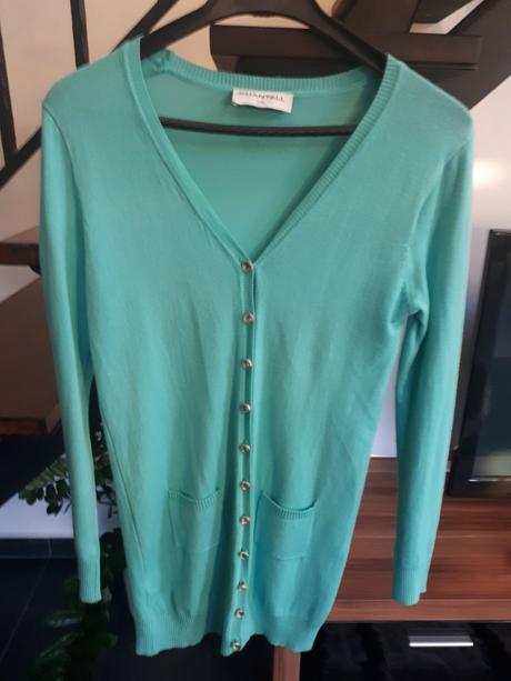 Elegantný sveter s-m zo chantallu, chantall,m