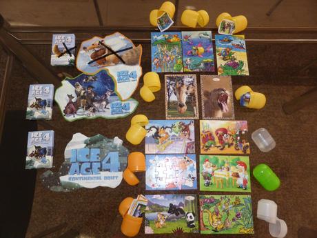 Hračky z kinderiek, cca 226ks,