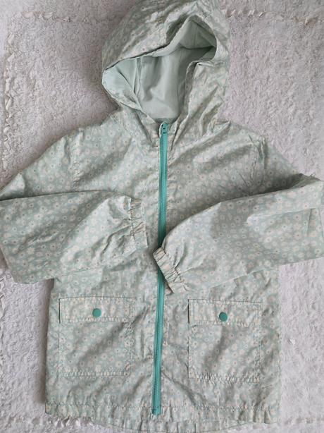 Kiabi štýlová dlhá prsiplastova bunda 134, 134