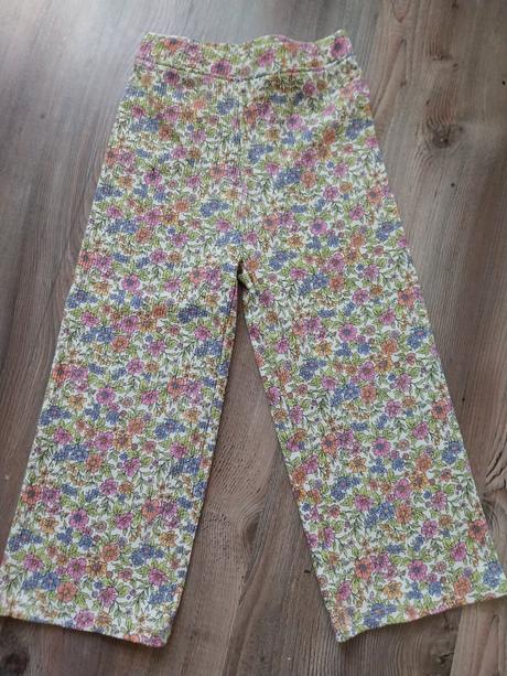 Nohavice, reserved,104