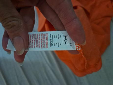 Oranžové a šedé tričko s aplikaciou 3ks, f&f,86