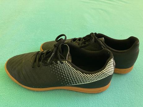 Halovky, tenisky na futsal c. 39, decathlon,39