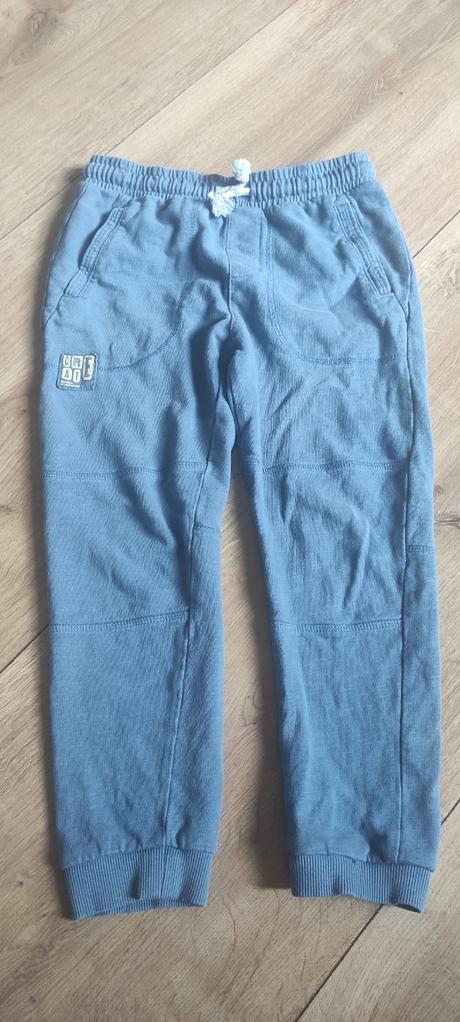 Tepláky, reserved,134