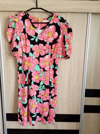 Saty, reserved,m