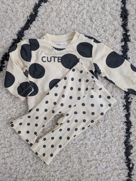 Bodkovaná súprava, sinsay,74