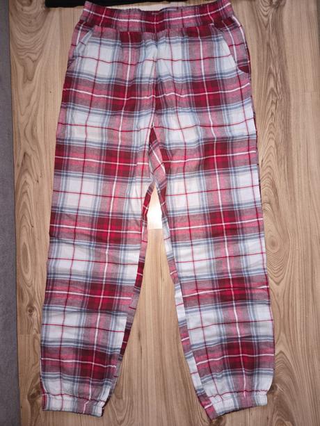 Pyžamo veľ.xs-s, c&a,xs