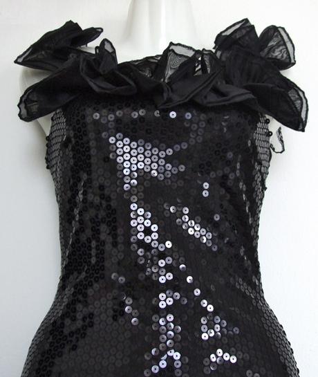 Koktailové šaty, 38