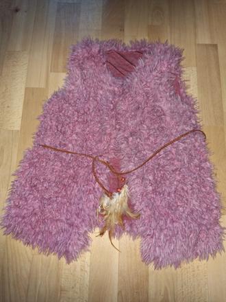 Vesticka z umelej kozusiny, 140