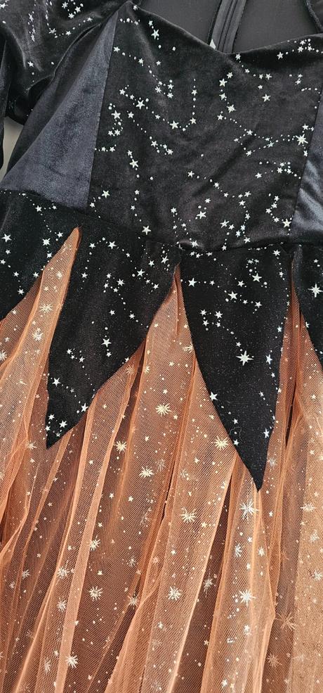 Kostým čarodejnice, 