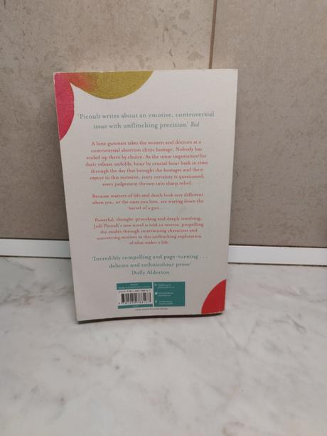 Jodi picoult - a spark of light v, 