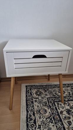2ks nočné stolíky broby,