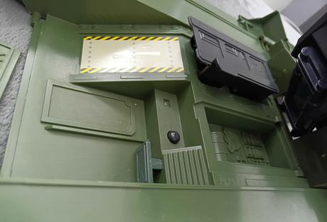 Tank + základňa, cca 33 cm, 