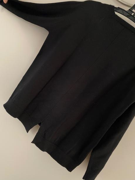 Svetrik s roztrhnutim, zara,152