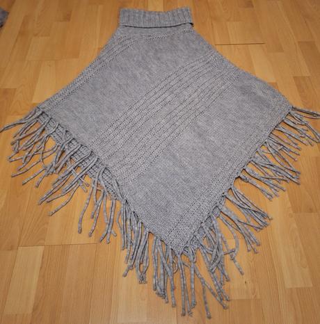 Pončo, colours of the world