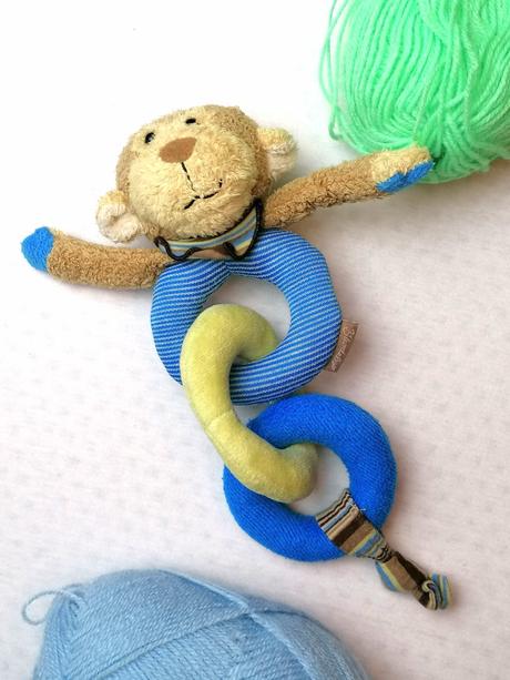 Stemtaler - závesná opička,