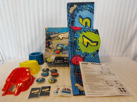 Zberateľská hra roxx skullzz 2012, imperial toy, 