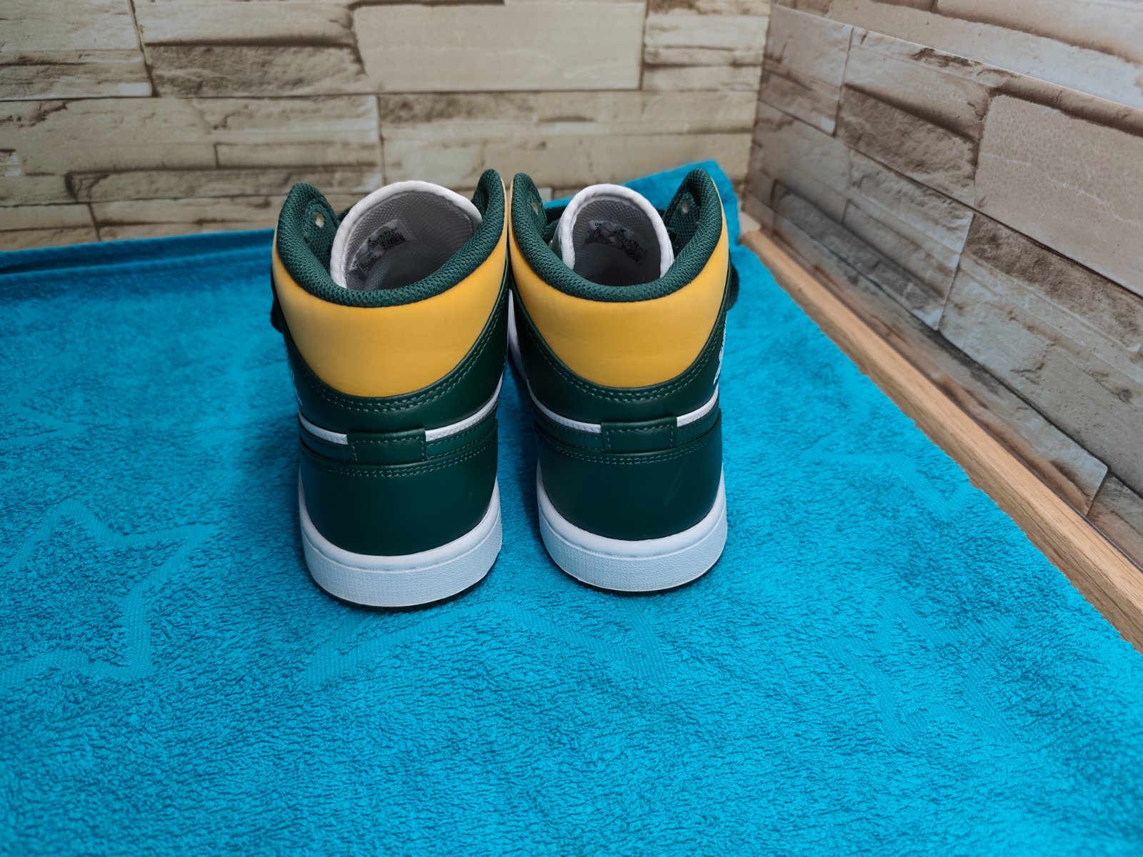 Nike air jordan 40 - zeleno biele kožené tenisky, air jordan,40 - 45 ...