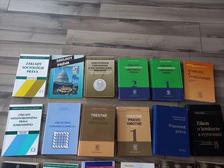 Knihy pre študenta práva, 