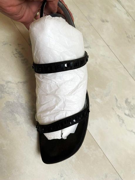 Spoločenské sandálky s trblietkami, 38