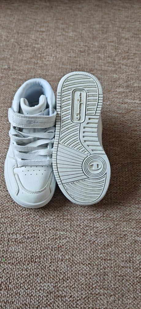 Tenisky, champion,28