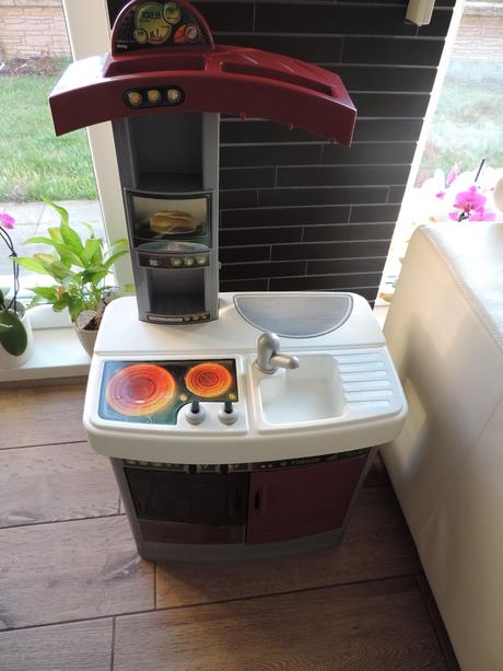 Kuchynka smoby + riady, 